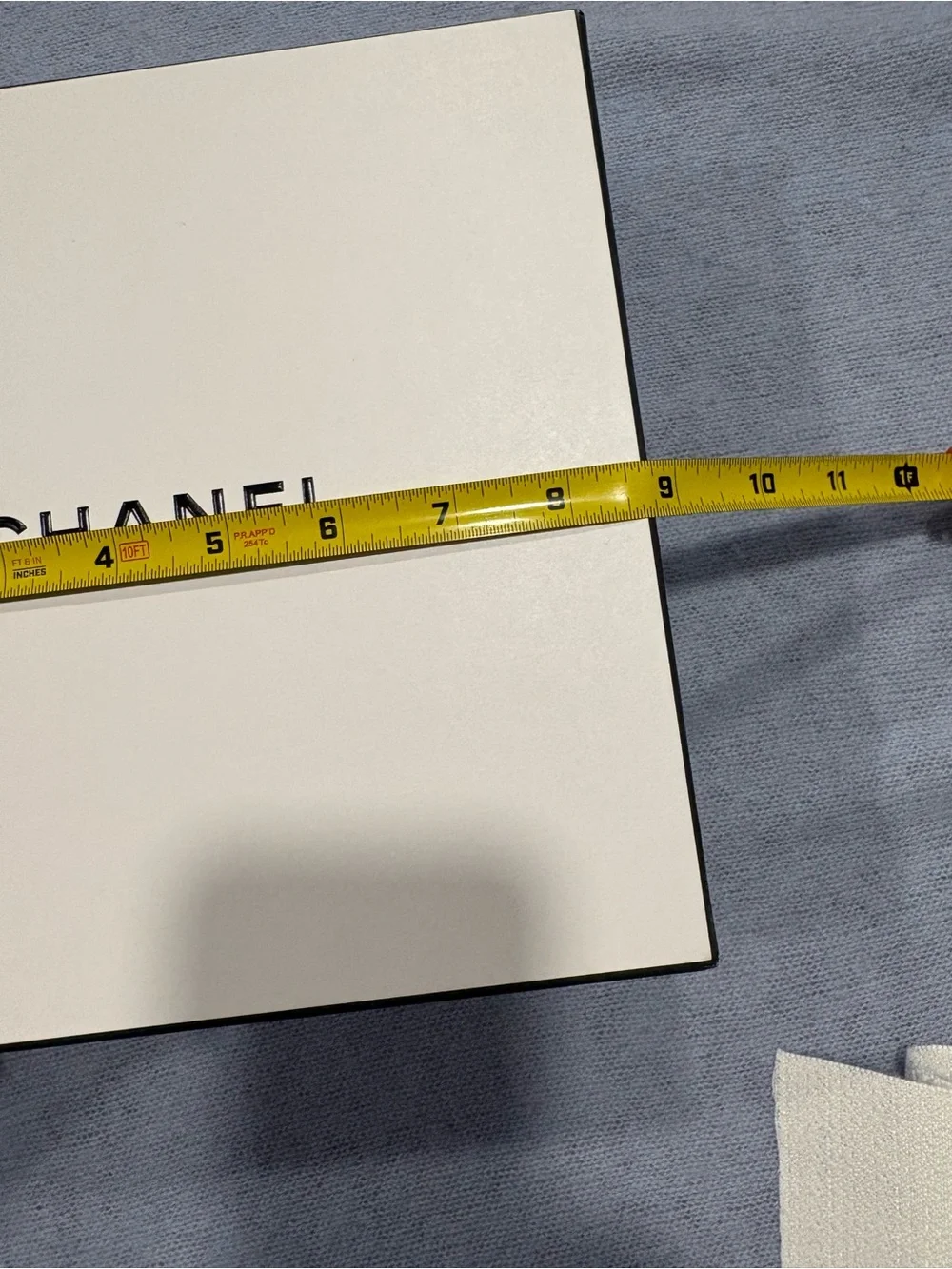 CHANEL White Box w Black Logo &Gold-Stamped Ribbon &drawstring dust bag